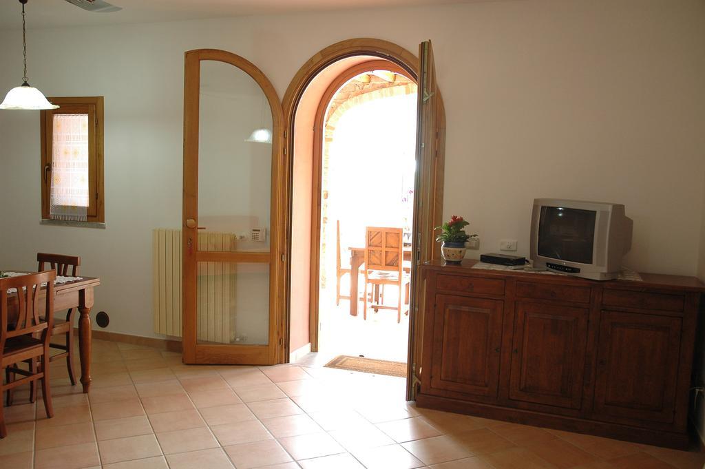 Agriturismo Podere Gozzuto Джаворано Стая снимка